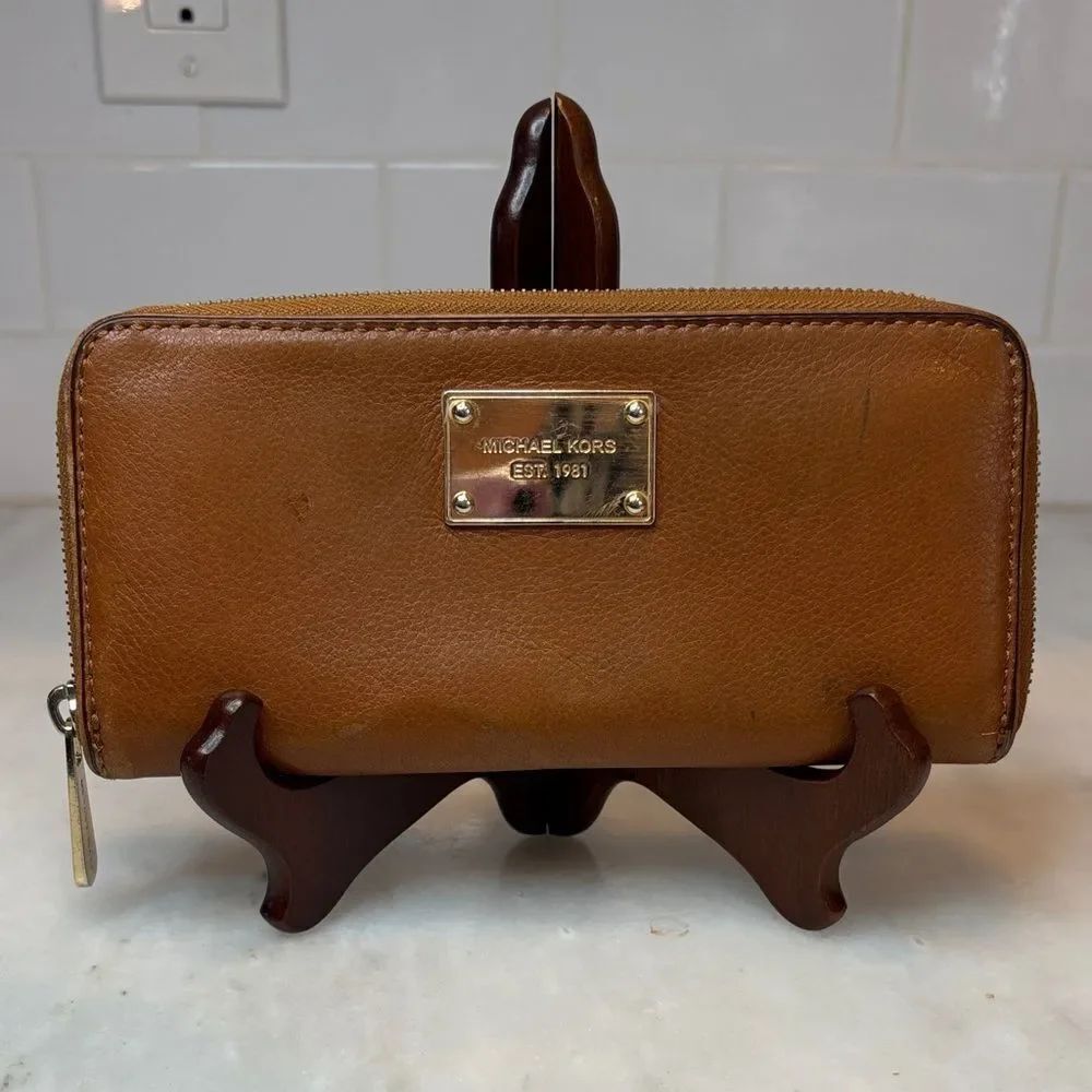 Michael Kors Wallet Jet Set Travel Continental Full Zip Brown Leather